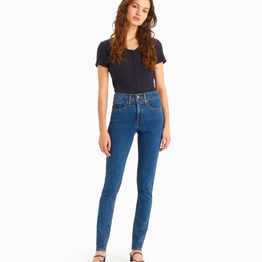 levi’s mid rise legging jean